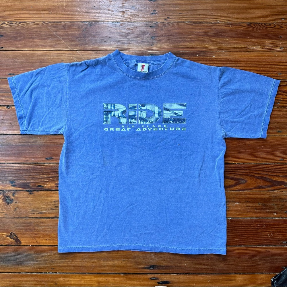 Vintage 90s Six Flags Great Adventure Ride tshirt Medium